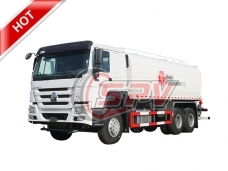 Water Bowser Truck  Sinotruk